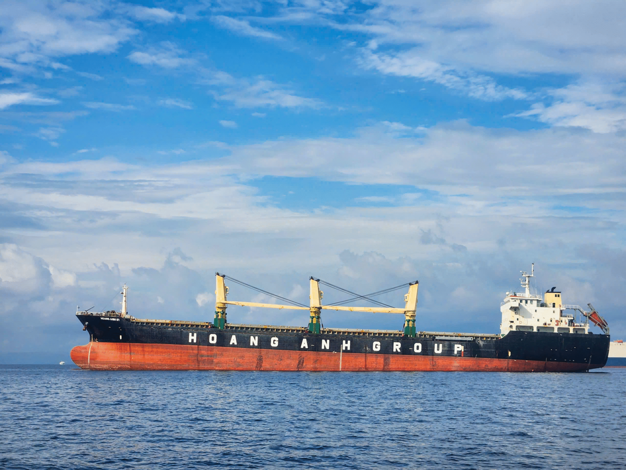 Liên hệ Hoàng Anh Shipping